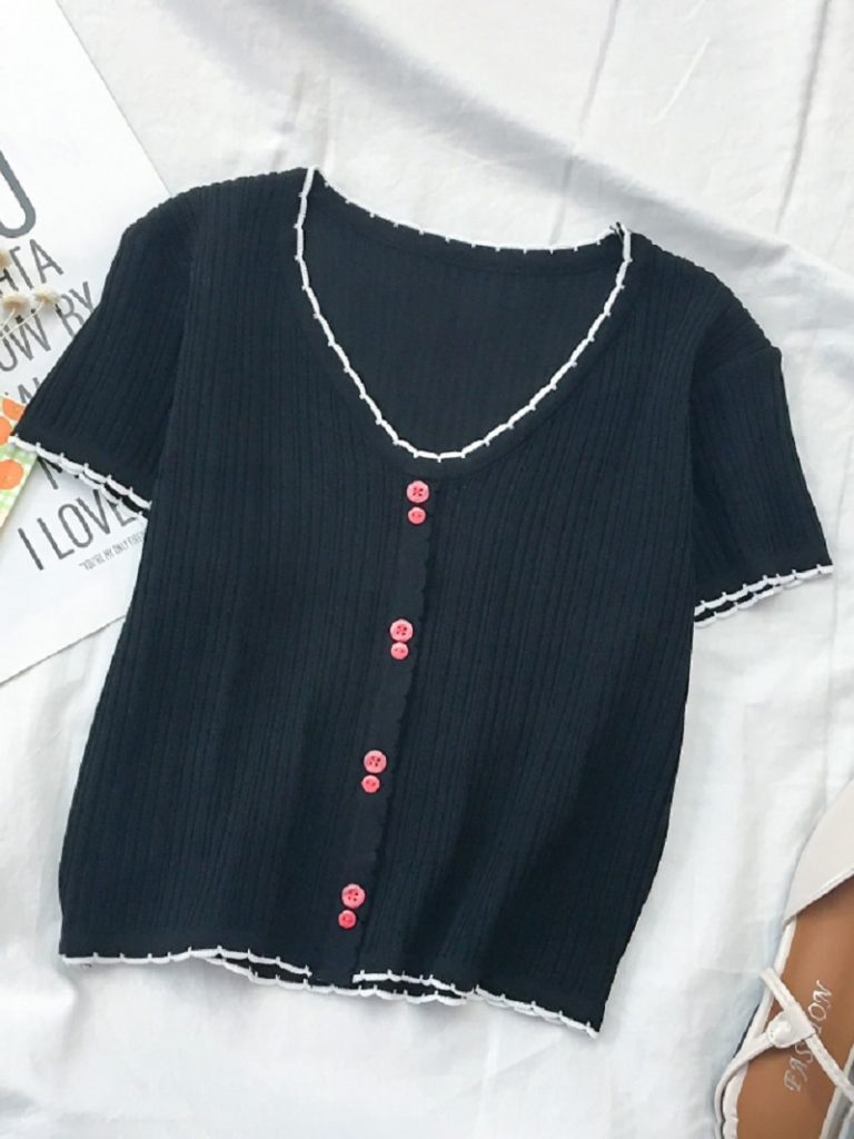 Women Knitted Buttoned Up Cute Crop Top in V-Neck 6